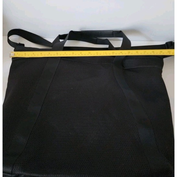Lululemon Carry The Day Bag (Mesh) Black Tote Weekender XXL Crossbody 15x5x16 - Picture 13 of 16